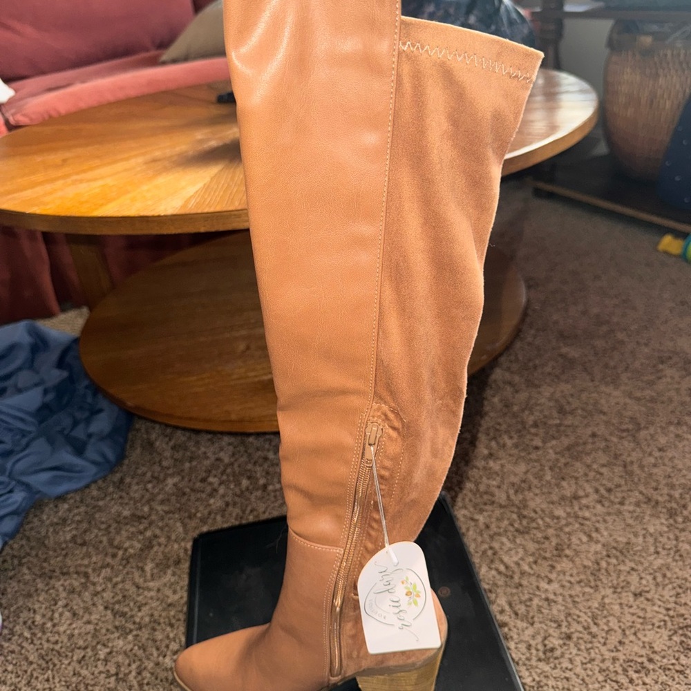 CCOCCI Camel Heeled Knee-High Boots